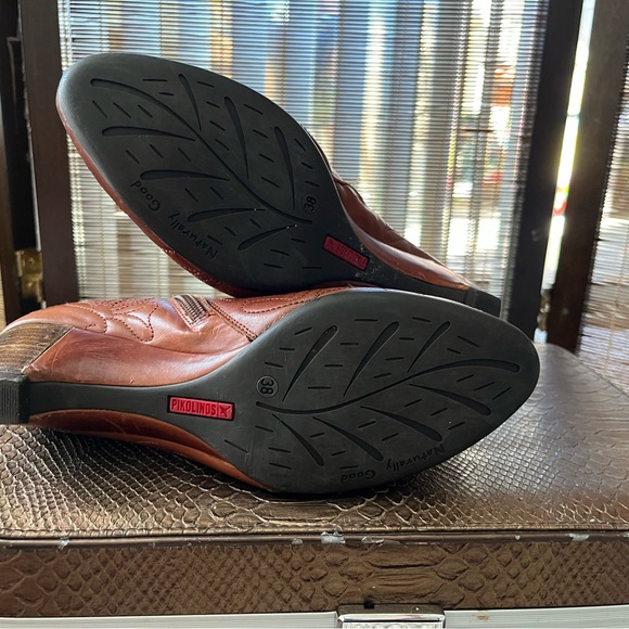 Pikalinos Cognac Embossed Leather Ankle Booties with Side Zipper - Picture 2 of 3